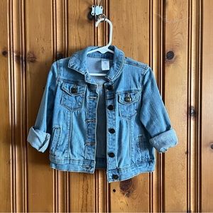 4T denim jean jacket from carters 💕